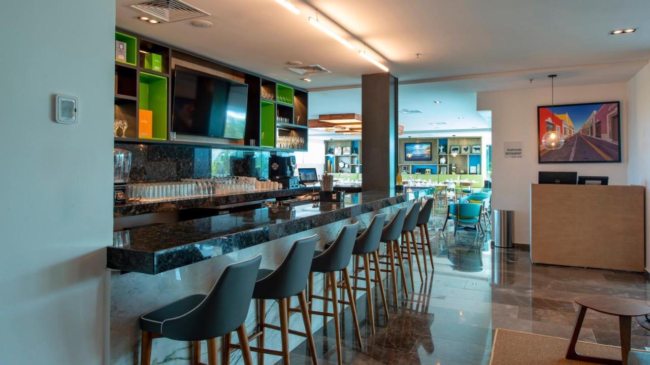 Holiday Inn & Suites - Merida La Isla By Ihg Экстерьер фото