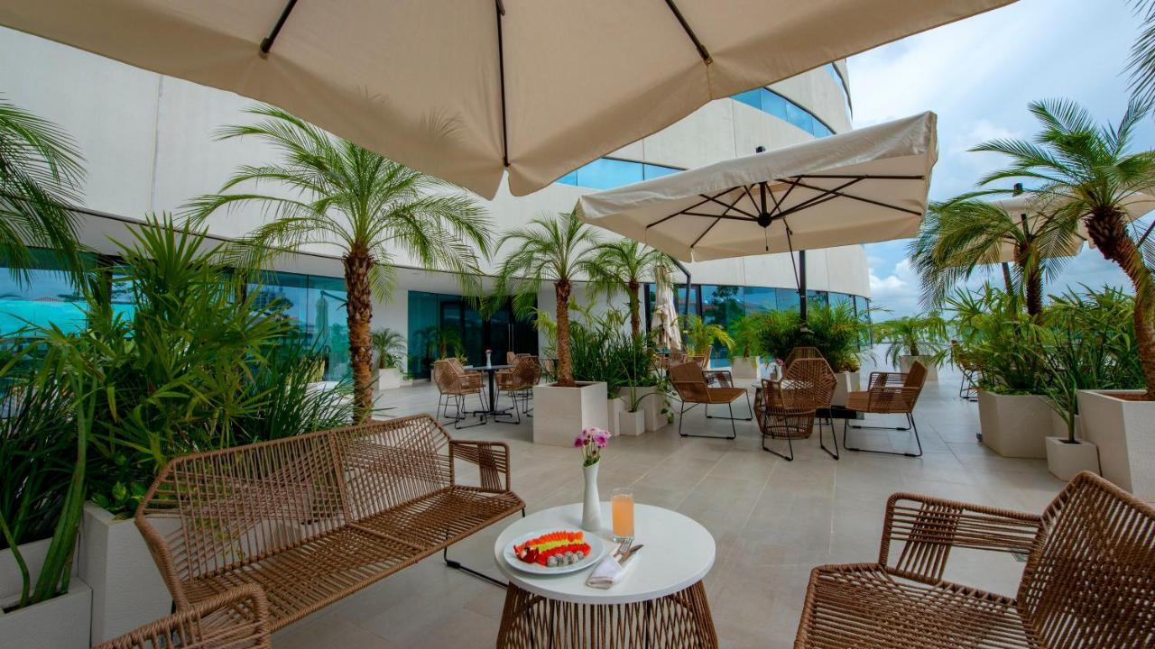 Holiday Inn & Suites - Merida La Isla By Ihg Экстерьер фото